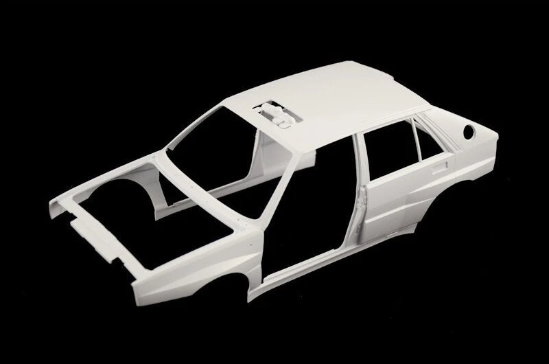 Italeri Lancia Delta Integrale Safari 16V plastikinis modelis 1:12, 33,5 cm