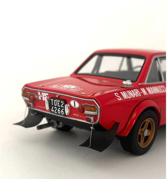 Italeri Lancia Fulvia HF Rally Monte Carlo 1972 1/24 surenkamas modelis