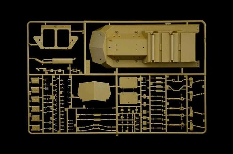Italeri LAV-25 TUA šarvuotis 1/35 plastikinis surinkimo rinkinys
