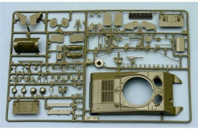 Italeri M4A3 Sherman 1/35 plastikinis tanko modelis