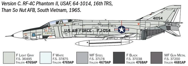 Italeri McDonnell Douglas RF-4C/E Phantom II plastikinis lėktuvo modelis 1/72