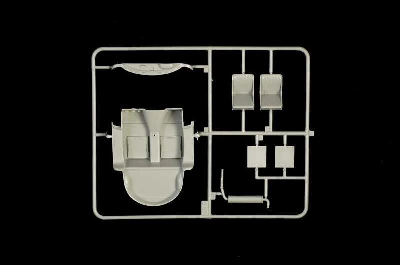 Italeri Mercedes-Benz 300 SL "Gullwing" 1/24 plastikinis modelis