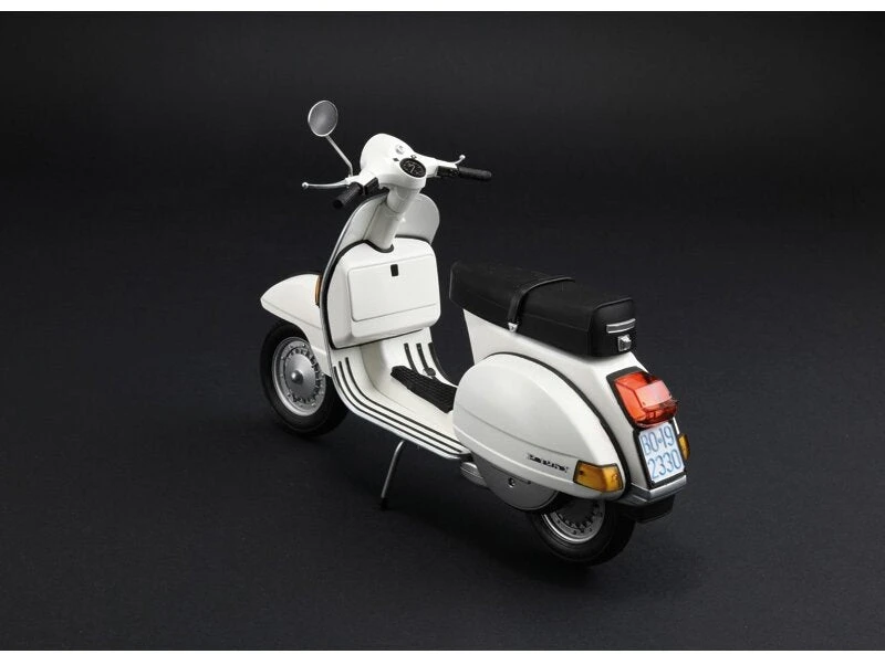 Italeri Piaggio Vespa PX 125/150 1978 plastikinis modelis 1:9