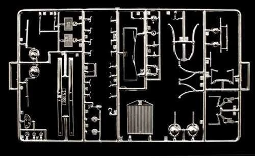 Italeri Rolls-Royce Phantom II 1:24 plastikinis surenkamas rinkinys 3703