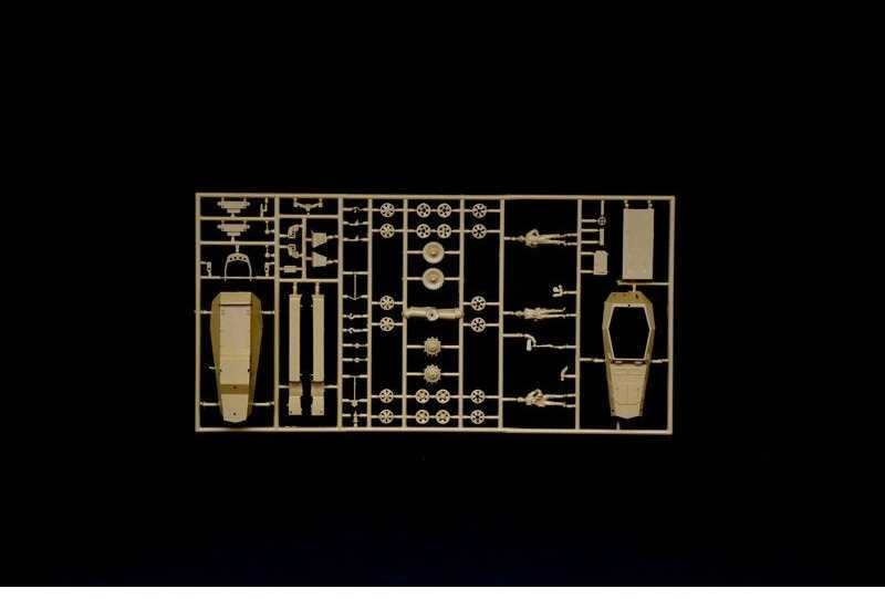 Italeri Sd.Kfz. 250/3 1/72 plastikinis modelis, surenkamas rinkinys