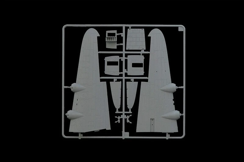 Italeri Short Sunderland Mk. III 1/72 plastikinis lėktuvo modelis 14+