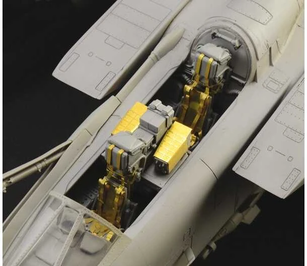 Italeri Tornado GR.4 1/32 plastikinis lėktuvo modelio rinkinys