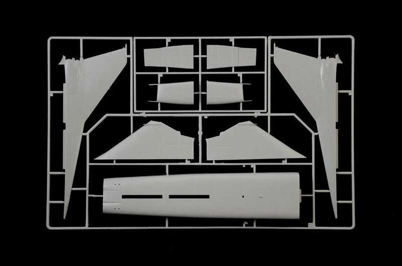 Italeri Tu-22M2 Backfire-B 1/72 plastikinis lėktuvo modelio rinkinys