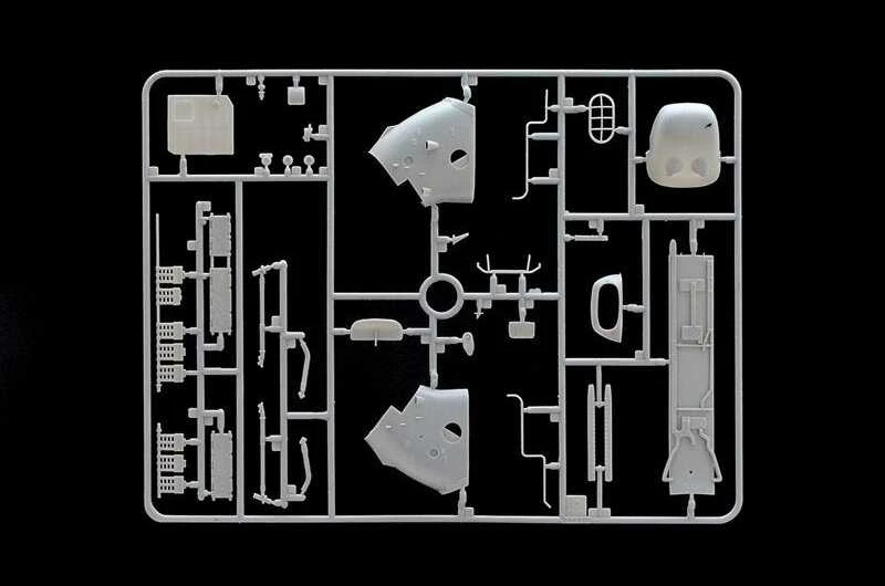 Italeri Wessex UH.5 1/48 plastikinis sraigtasparnio modelis (2720)