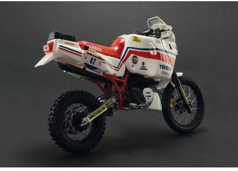 Italeri Yamaha Ténéré 660 Paris Dakar 1986 1:9 plastikinis modelis