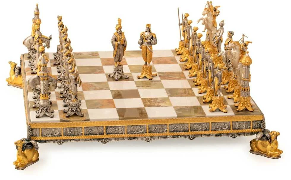 Italfama ALADINAS: meniški ypatingos prabangos šachmatai padengti 24k auksu