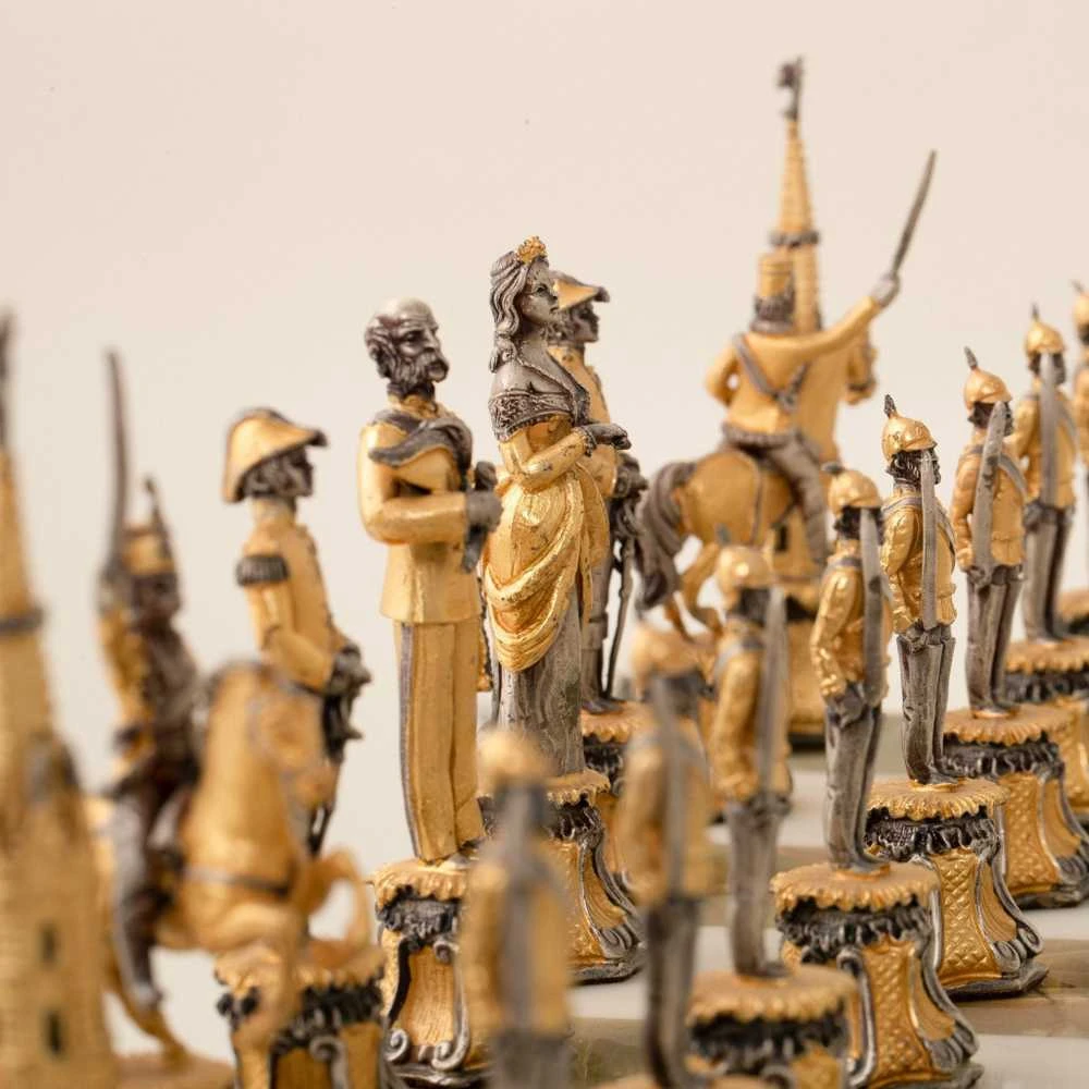 Italfama AUSTRIJOS IMPERATORIAI: ypač prabangūs šachmatai iš Bronzos dengti tikru 24K auksu