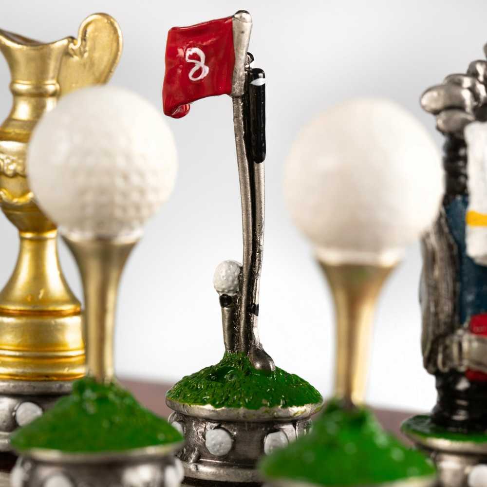 Italfama GOLFAS: ALAVINIAI šachmatai su lakuota Guobos medienos žaidimo lenta