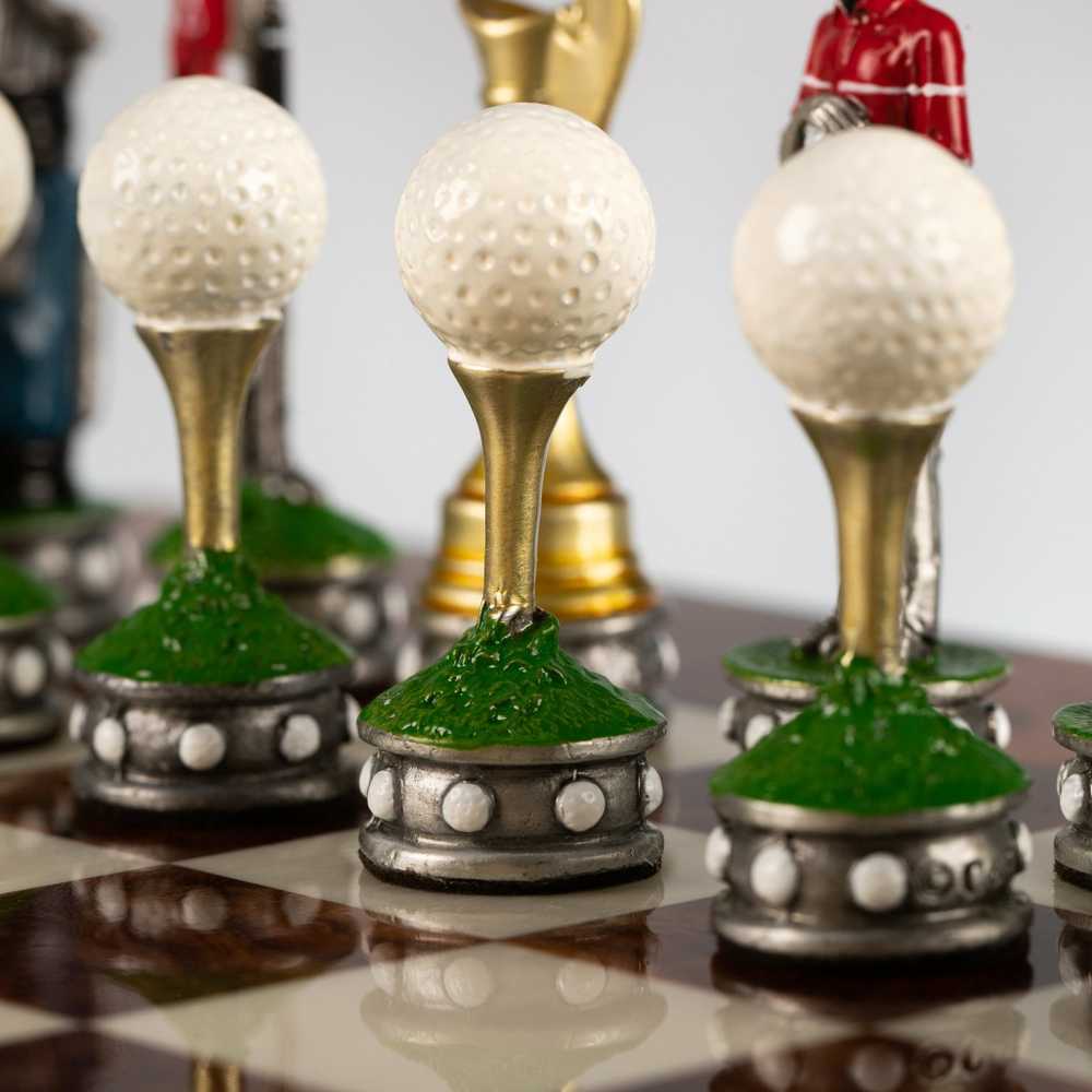 Italfama GOLFAS: ALAVINIAI šachmatai su lakuota Guobos medienos žaidimo lenta