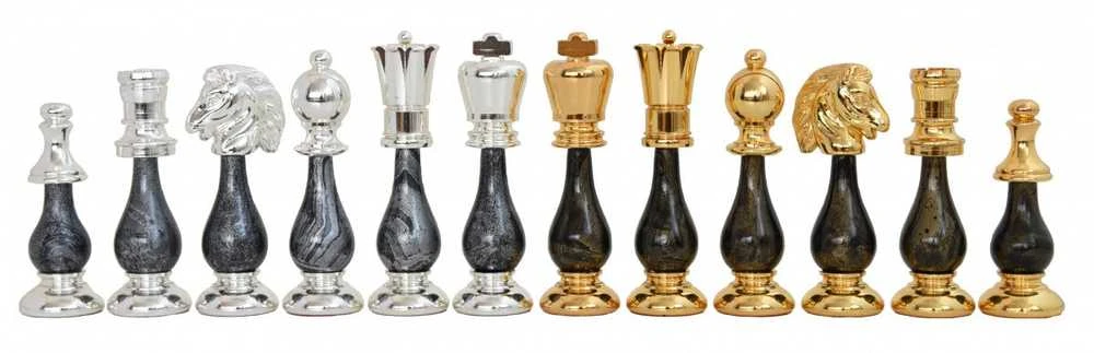 Italfama Išskirtinės žalvarinės/dekoruotos medienos šachmatų figūros. Aukštis: 10cm., diametras: 2,9cm.