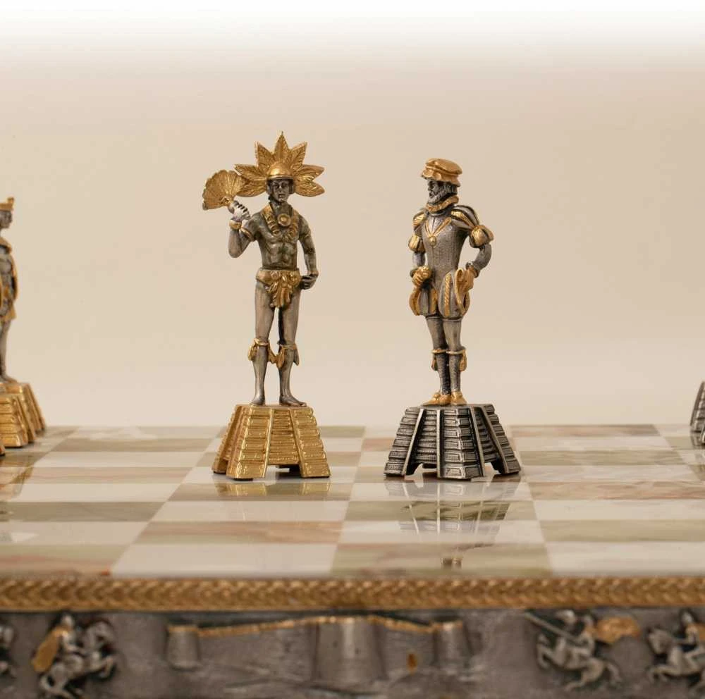 Italfama Kristupas Kolumbas: meniški ypatingos prabangos šachmatai