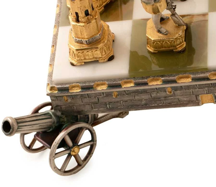 Italfama RUSIJOS IMPERATORIAI: ypač prabangūs šachmatai iš Bronzos dengti tikru 24K auksu