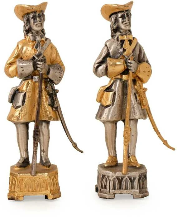 Italfama RUSIJOS IMPERATORIAI: ypač prabangūs šachmatai iš Bronzos dengti tikru 24K auksu