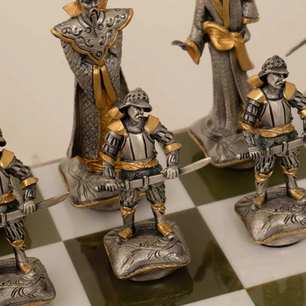 Italfama SAMURAJAI: Ypač prabangūs šachmatai iš Bronzos dengti tikru 24K auksu