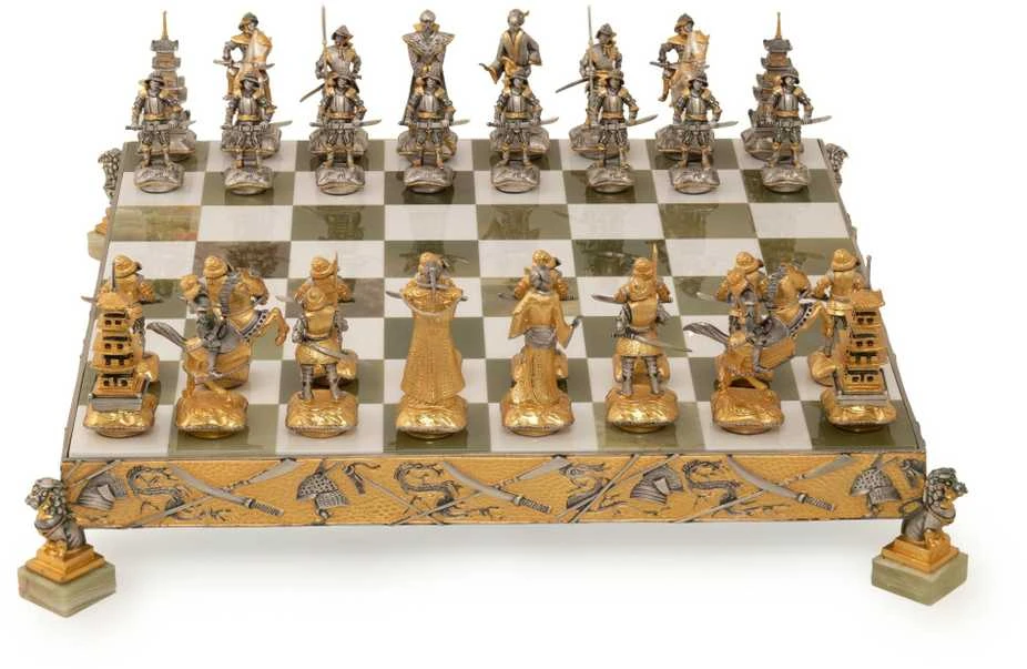 Italfama SAMURAJAI: Ypač prabangūs šachmatai iš Bronzos dengti tikru 24K auksu