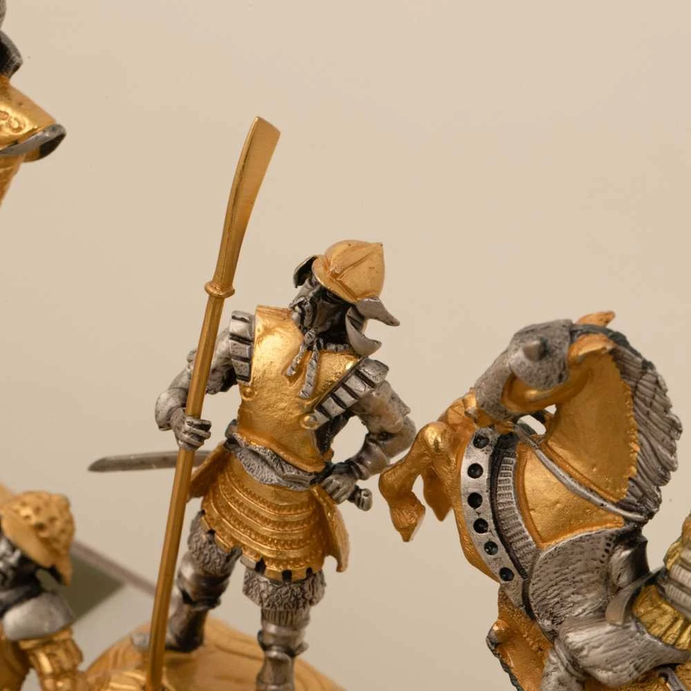 Italfama SAMURAJAI: Ypač prabangūs šachmatai iš Bronzos dengti tikru 24K auksu