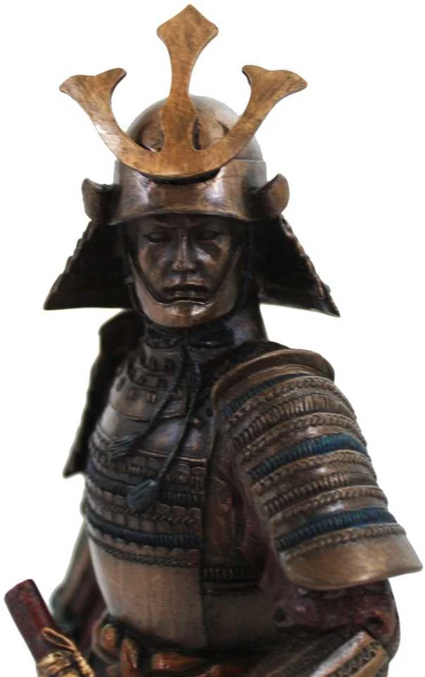 Italfama Samurajus su Yoroi šarvais. Aukštis: 24cm.