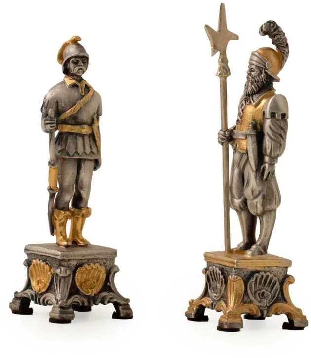 Italfama Vatican vs Landsknechts: Ultra prabangūs šachmatai
