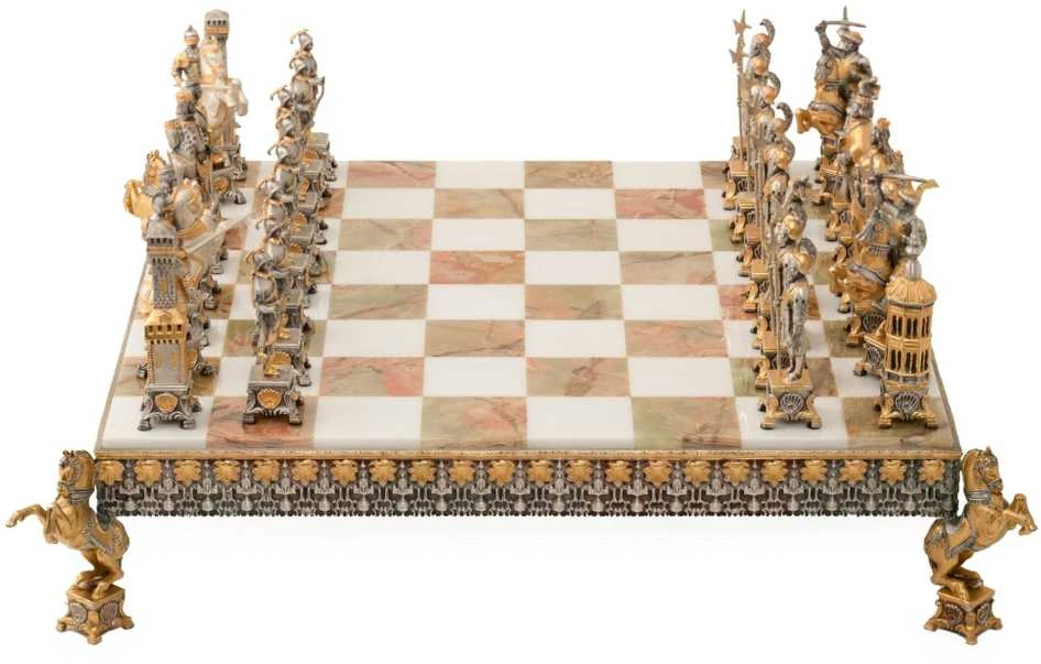 Italfama Vatican vs Landsknechts: Ultra prabangūs šachmatai