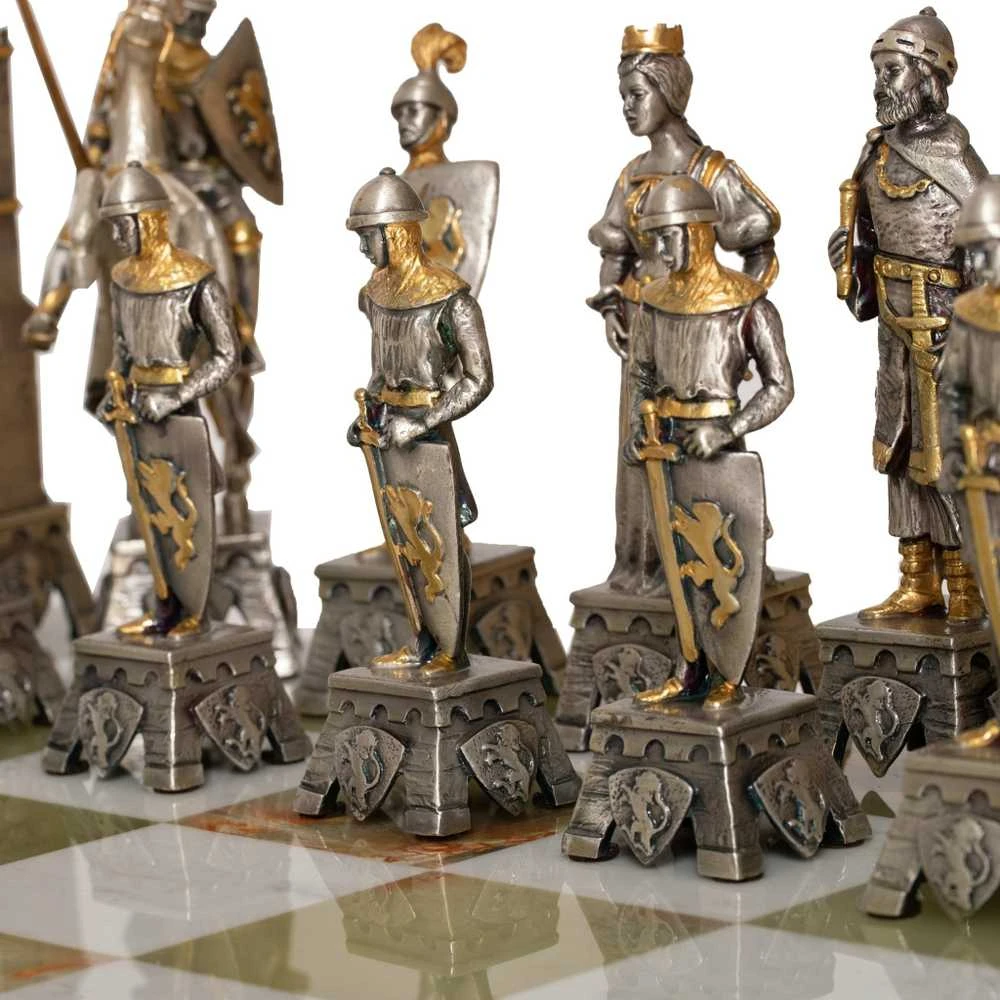 Italfama VIDURAMŽIAI II: prabangūs šachmatai iš Bronzos dengti tikru 24K auksu + stalas ir kėdės