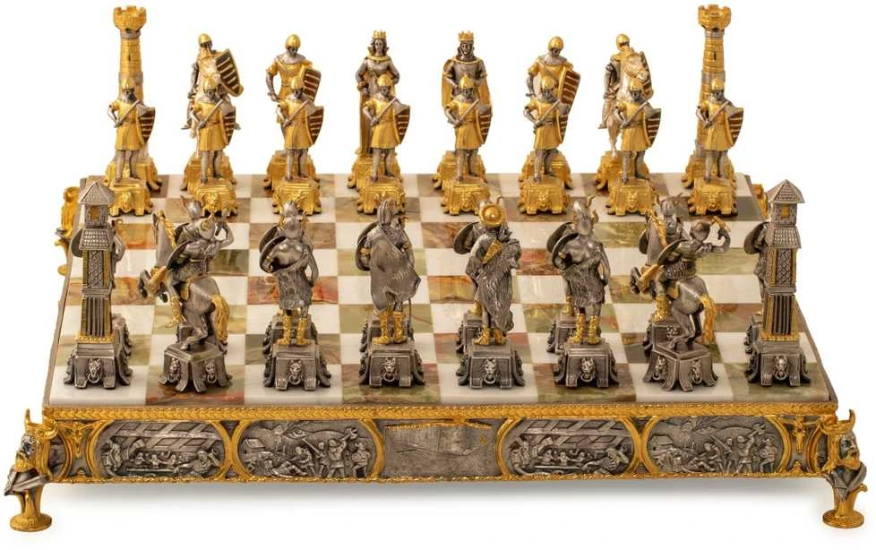 Italfama Viduramžių riteriai vs Vikingai: meniški ypatingos prabangos šachmatai