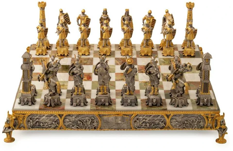 Italfama Viduramžių riteriai vs Vikingai: meniški ypatingos prabangos šachmatai