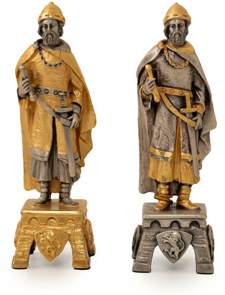 Italfama VIDURAMŽIŲ STILIUS: ypatingai prabangūs šachmatai iš Bronzos dengti tikru 24K auksu
