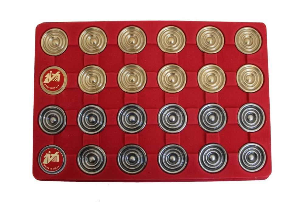 Italfama Žalvarinės šaškių figūros, diametras: 4,5cm.