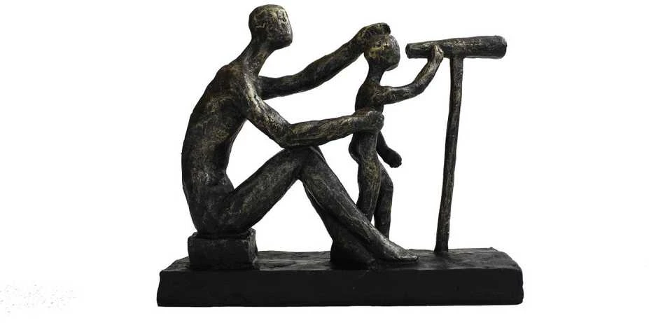 Italfama Žvilgsnis į priekį. Išmatavimai: 21x7x18cm.