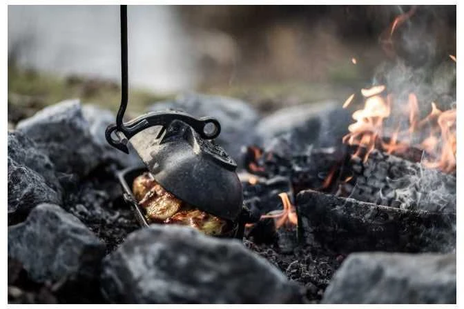 Ketaus Bulvių Kepimo Indas Petromax