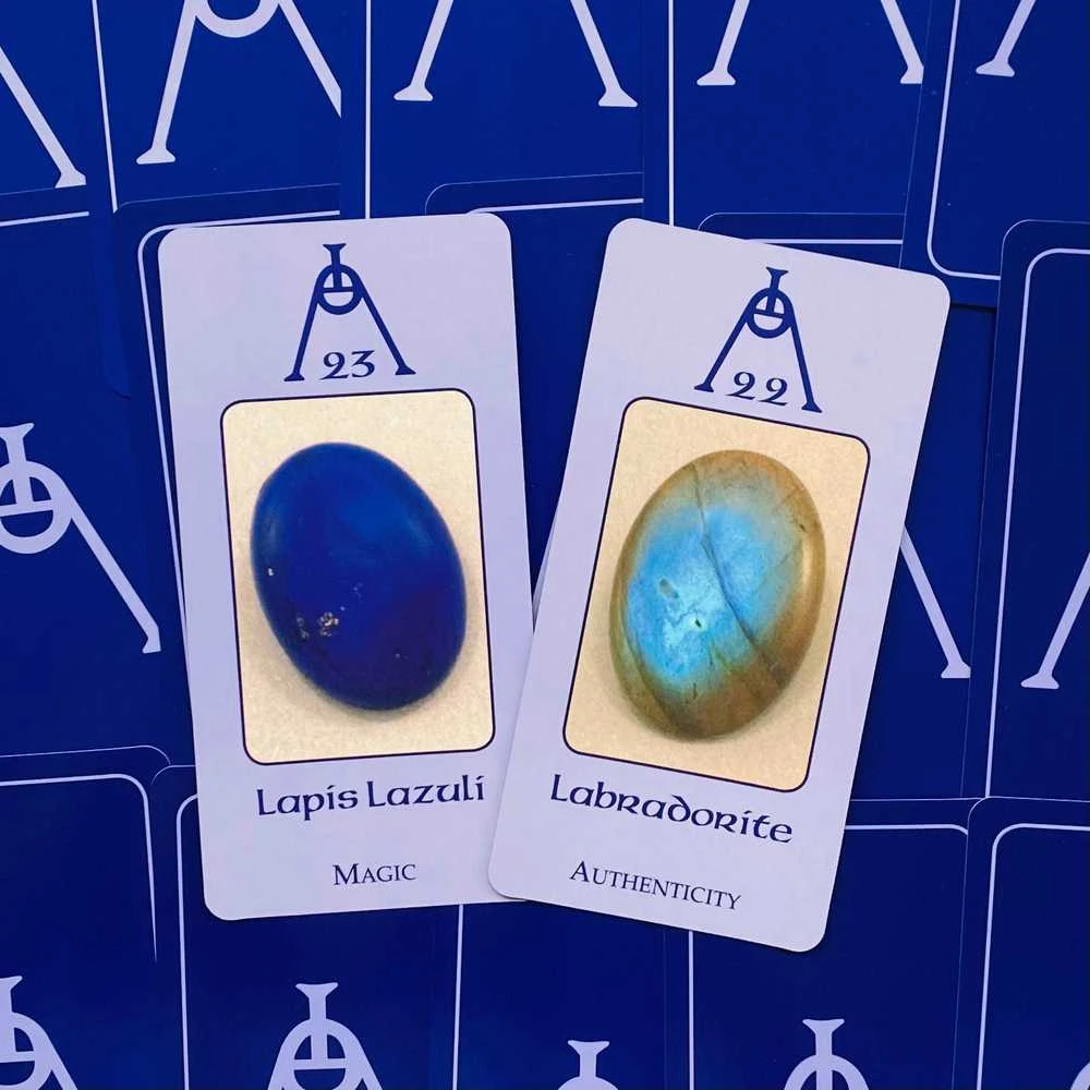 Kiti Prekiniai Zenklai Crystal Deva Kortos World Tree Press