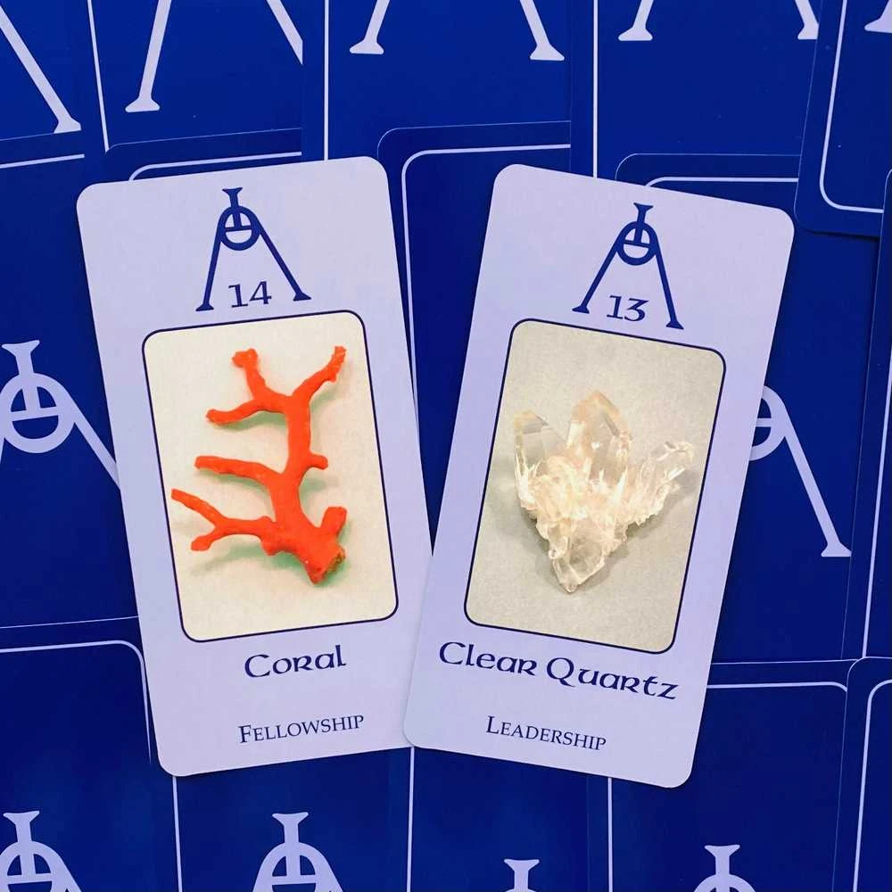 Kiti Prekiniai Zenklai Crystal Deva Kortos World Tree Press