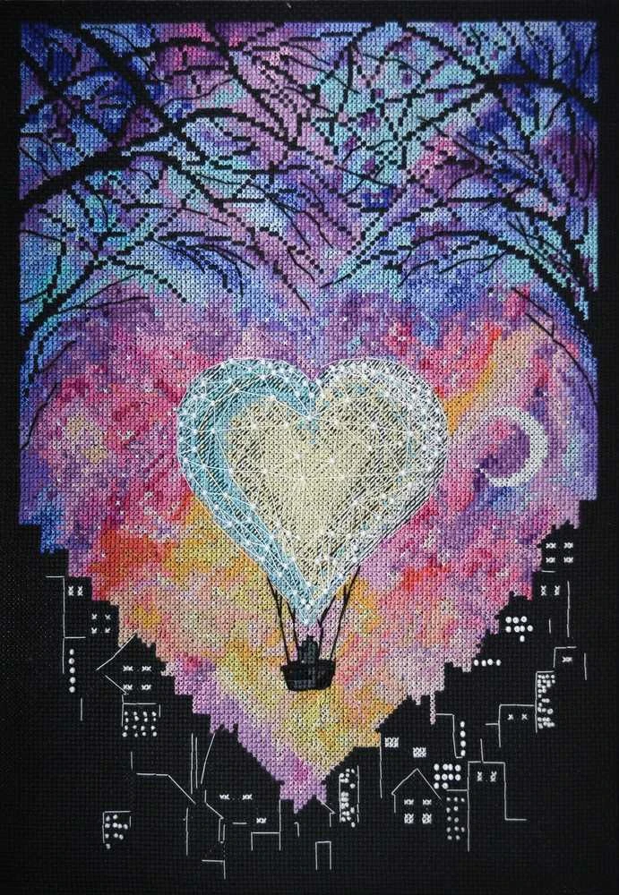 Abris Art Siuvinėjimo kryželiu rinkinys „Meilė danguje“ 23×33, juodas 14 ct, karoliukai