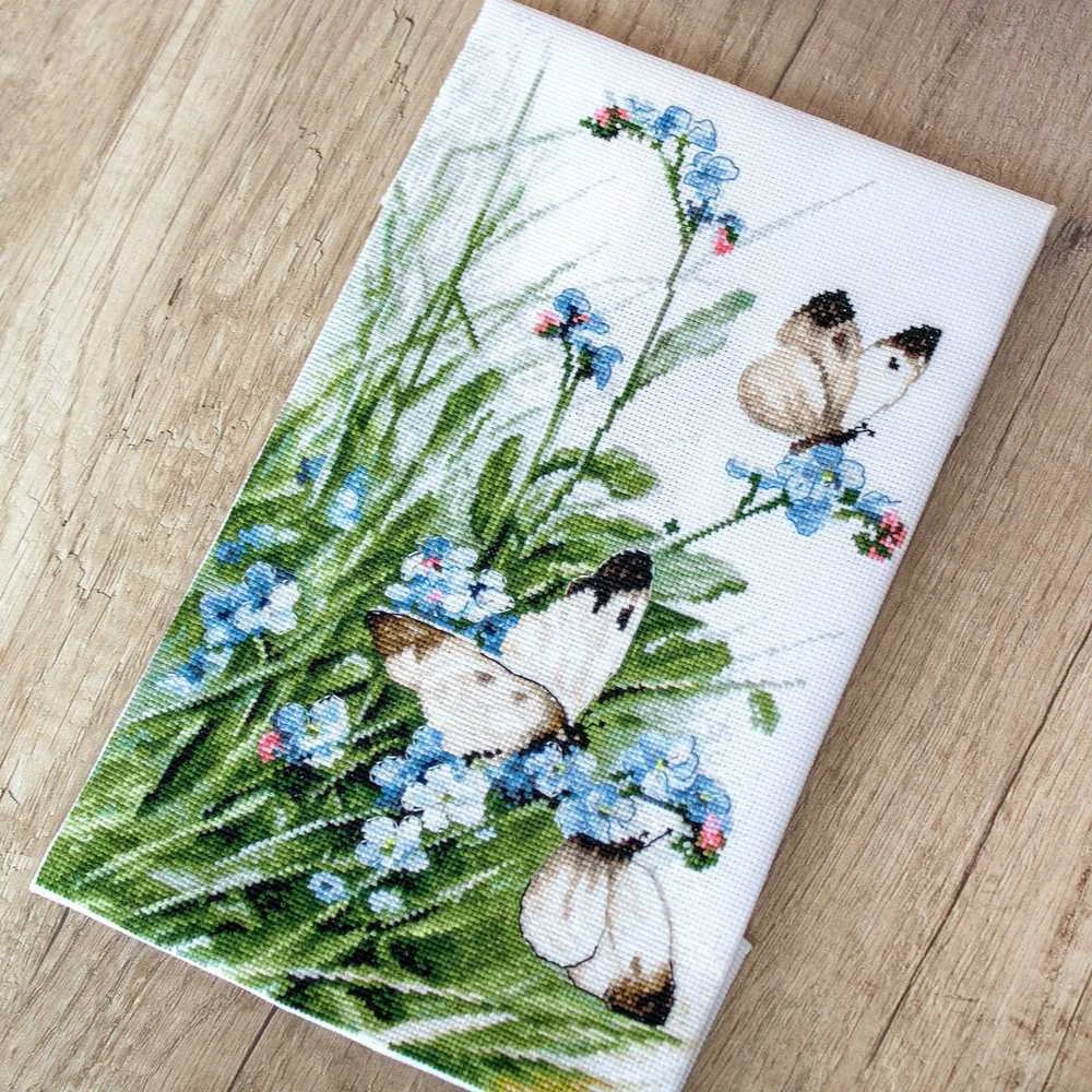 LetiStitch luca S Drugeliai ir Mėlynųjų paukščių gėlės SLETI939