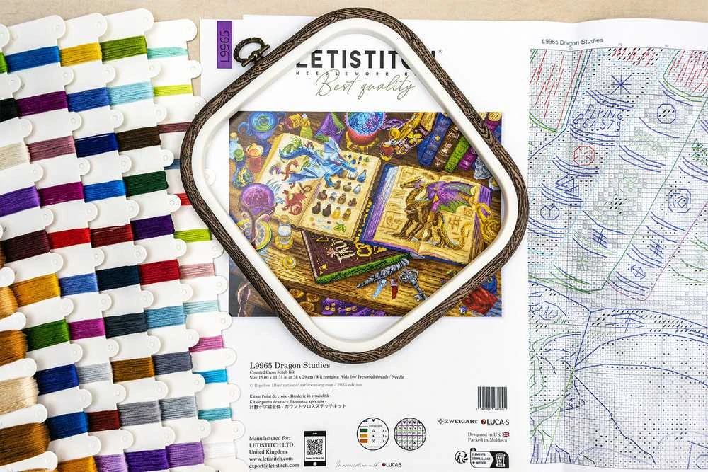 Letistitch Siuvinėjimo kryželiu rinkinys "Drakonų studijos" 38x29 cm SLETIL9965