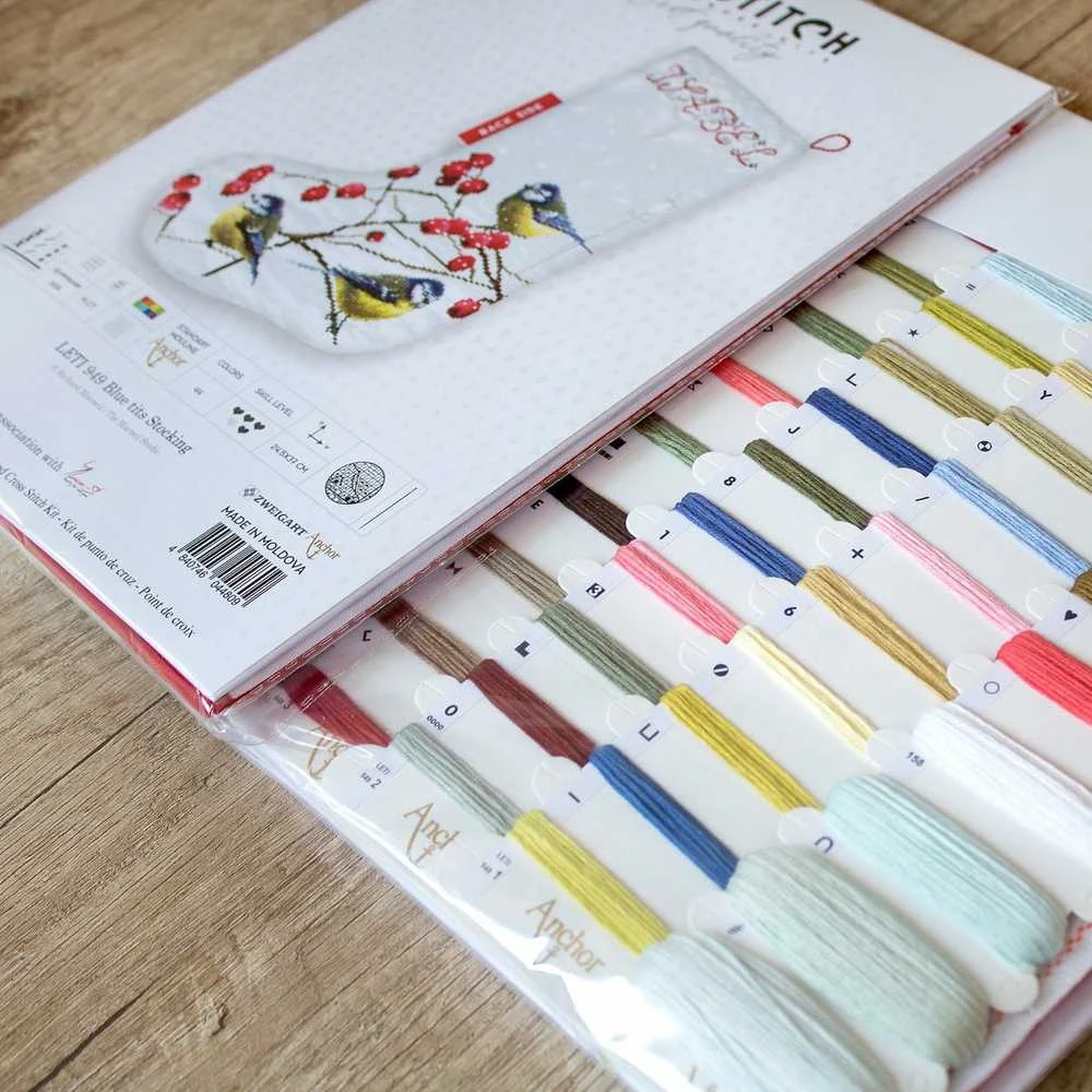 LetiStitch luca S (Nutrauktas) Mėlynųjų zylų kojinė SLETI949