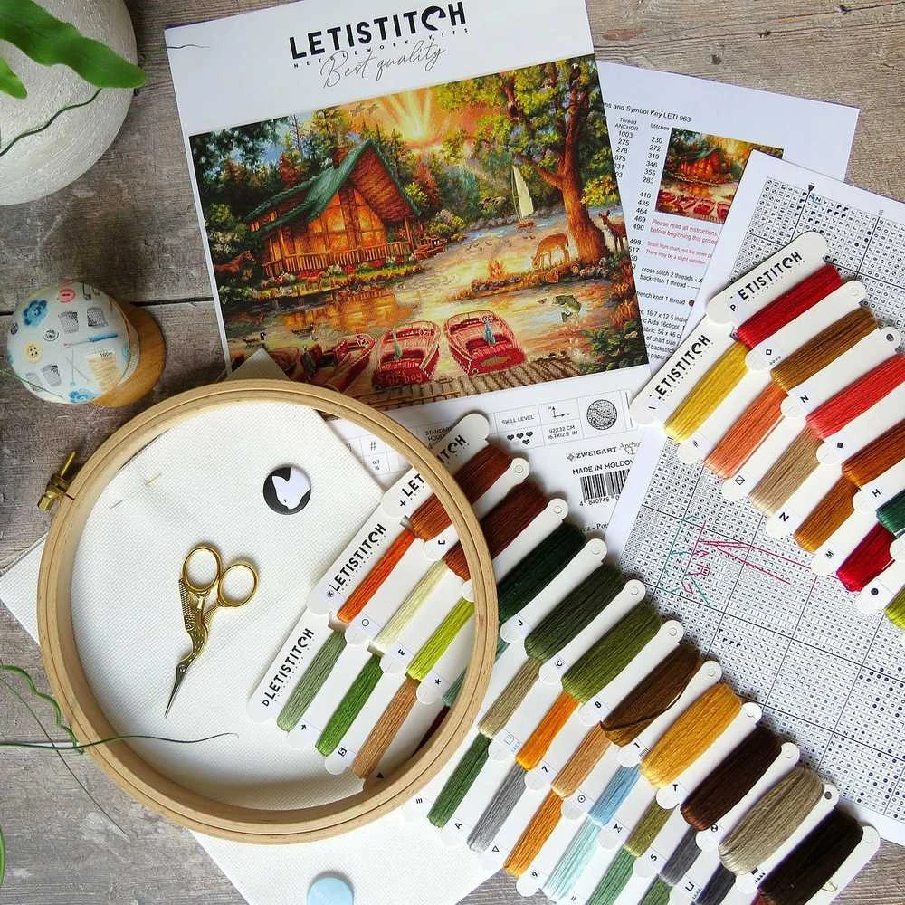 LetiStitch luca S Pasinaudokite diena SLETI963