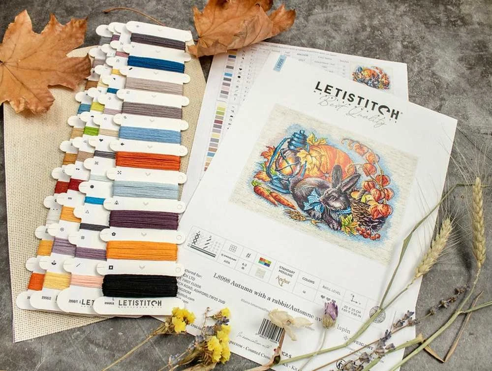 LetiStitch luca S Ruduo su triušiu 25x20 cm SLETIL8998