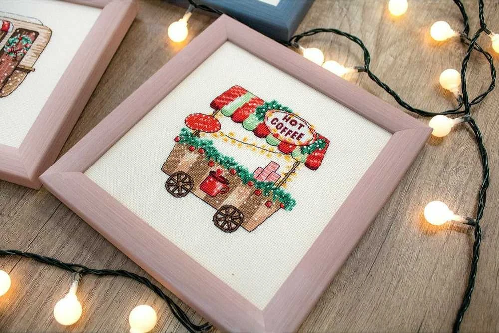 LetiStitch luca S Linksmų švenčių SLETIL8001