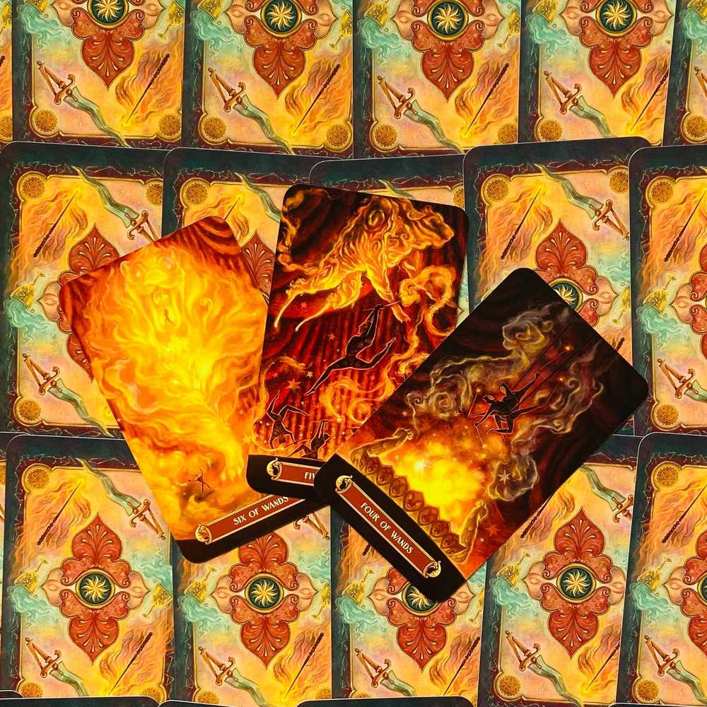 Llewellyn Cirque Du Tarot Kortos