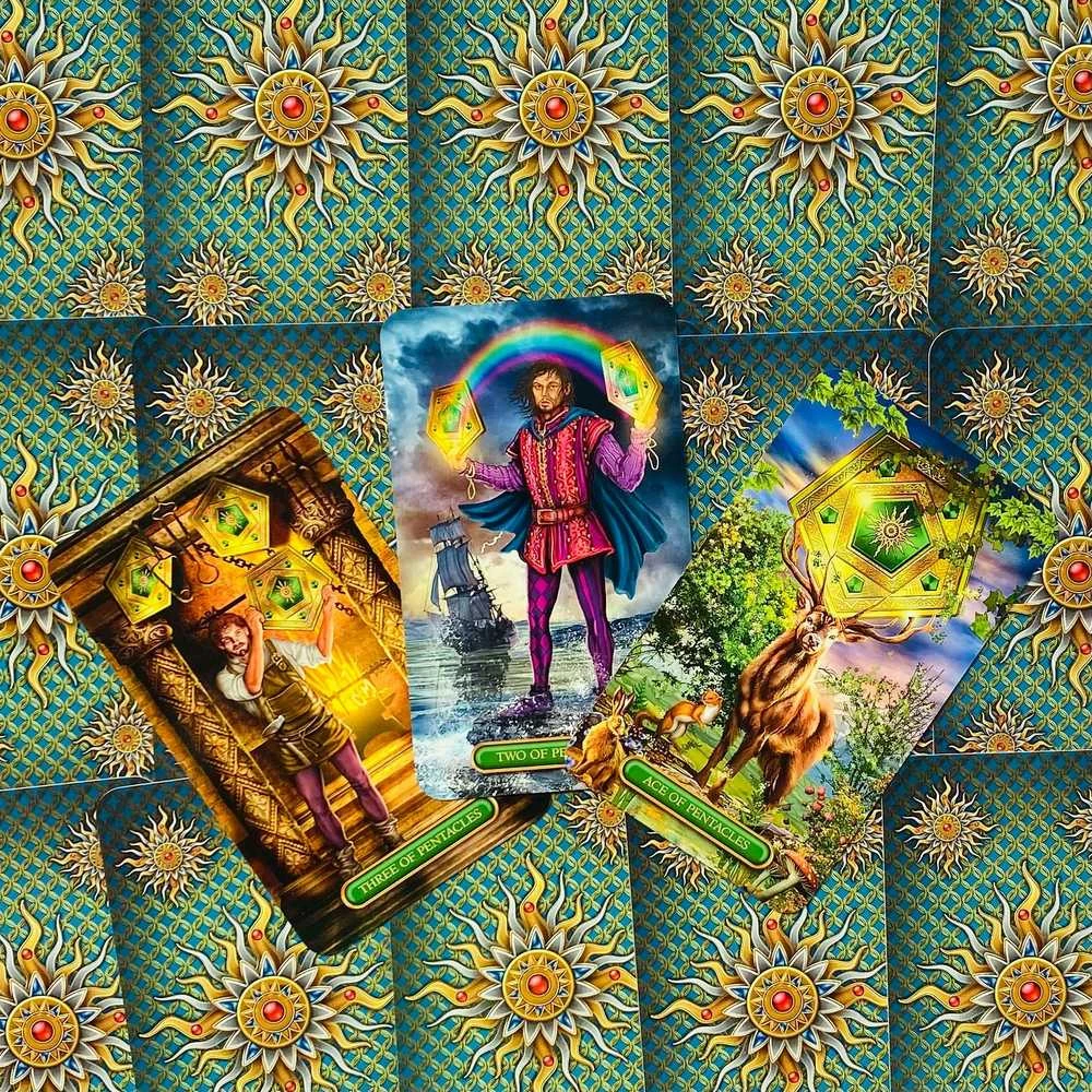 Llewellyn Gilded Tarot Royale Kortos