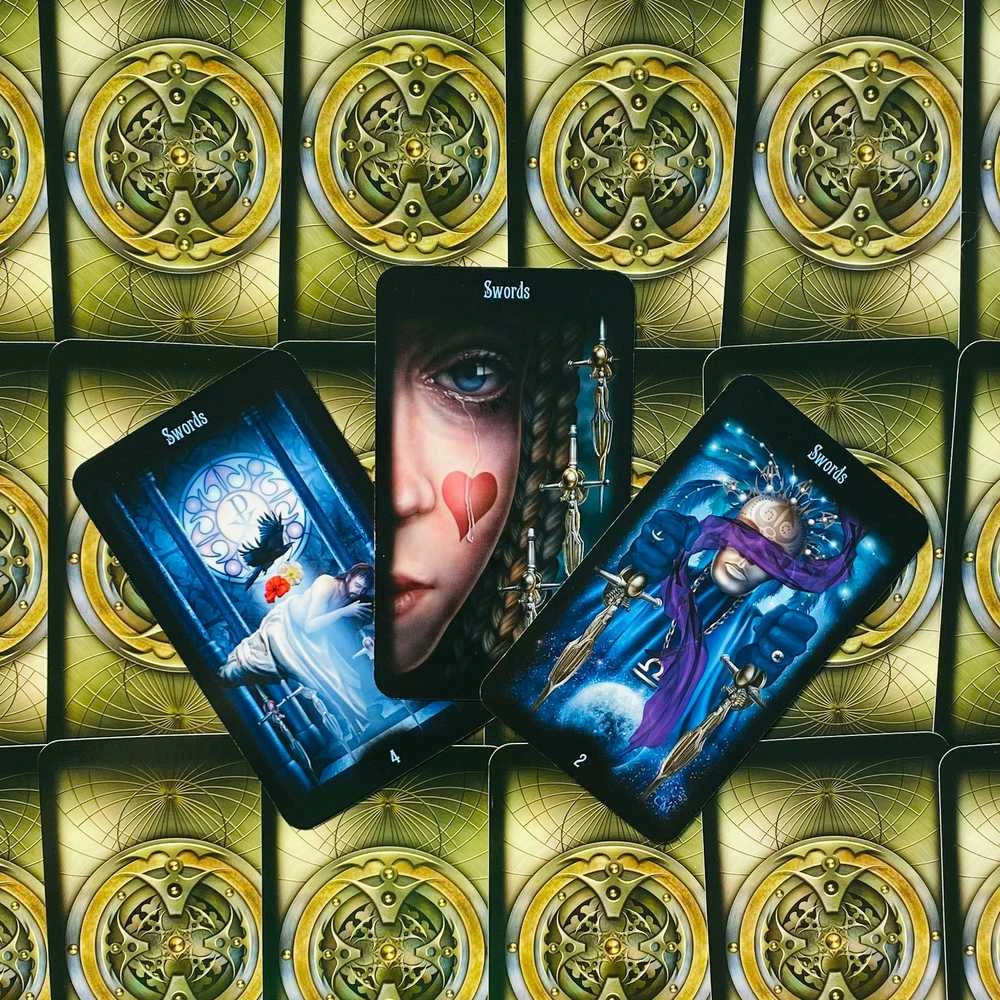 KNYGA Llewellyn Legacy Of The Devine Tarot Kortos