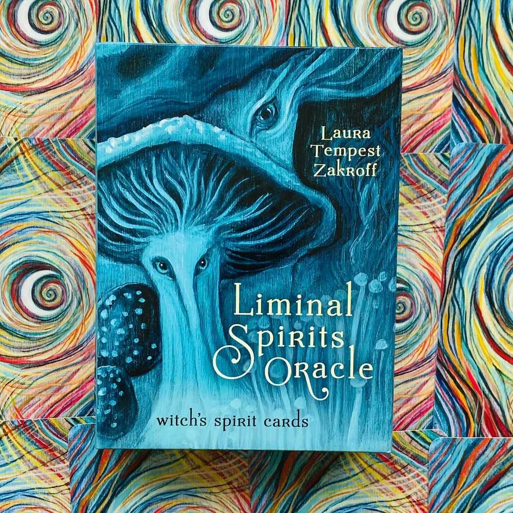 Llewellyn Liminal Spirits Oracle Kortos