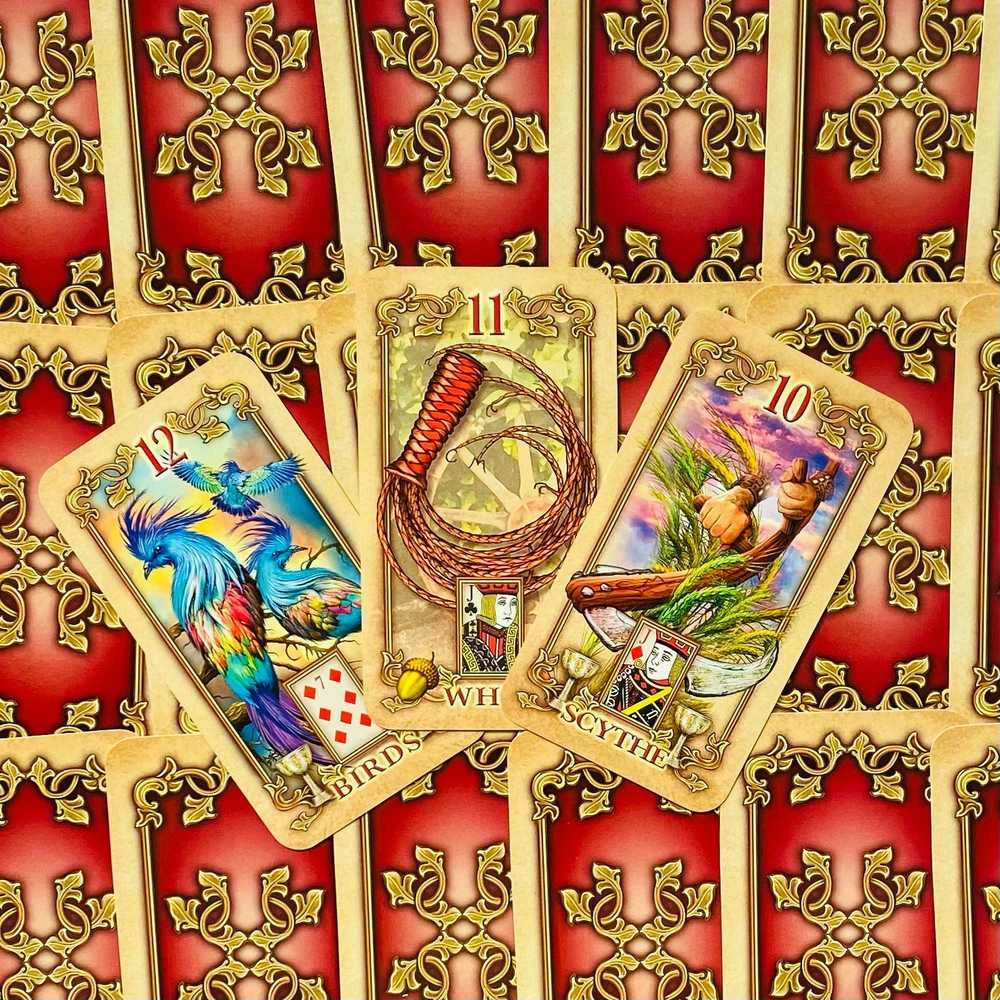 Llewellyn Lustrous Lenormand Oracle Kortos