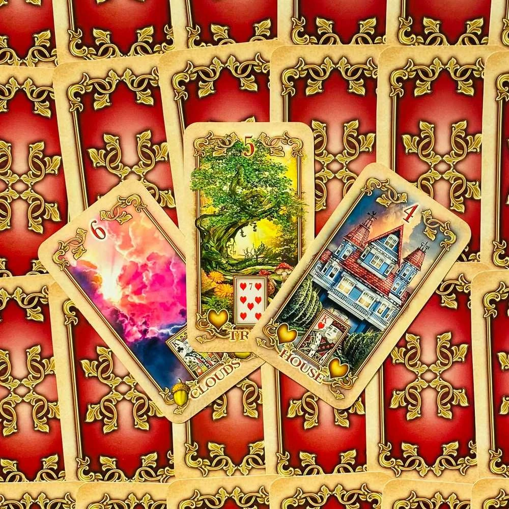 Llewellyn Lustrous Lenormand Oracle Kortos